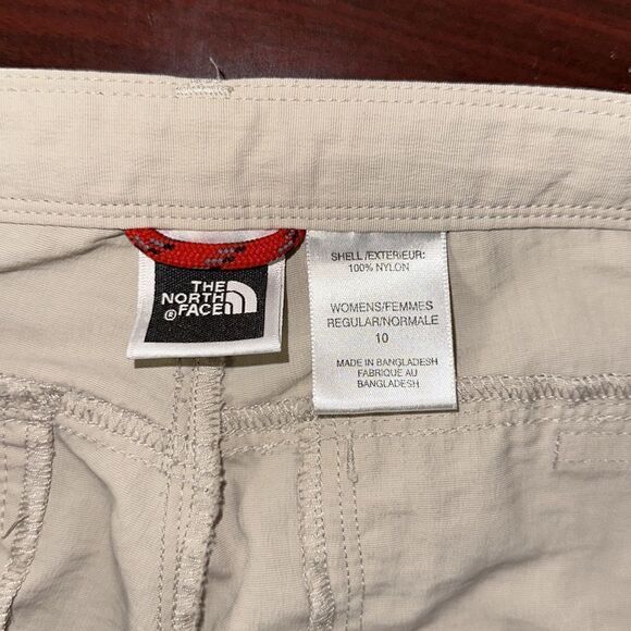 The North Face 10 Tan Lightweight Nylon 4” Hiking 5 pocket Outdoor Shorts - Picture 12 of 15
